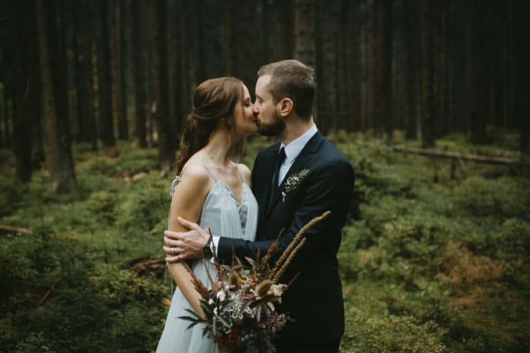 Inspirace: Udržitelná, ekologická svatba v lese