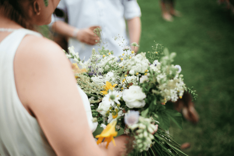 Svatební kytice z lučního kvítí – tipy, mapa, kalendář